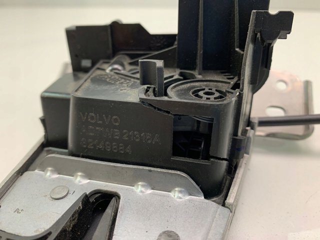 32149884 Volvo Замок п'ятих дверей