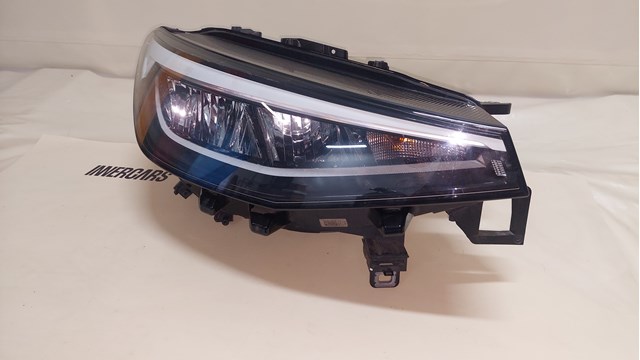 Фара правая VAG 11B941006A ціна, від 184.72 USD