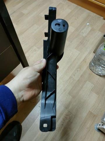 Праве кріплення переднього бампера FPS FP7402936 ціна, від 10.81 USD