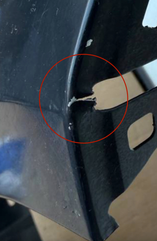 Купити 41008083536 BMW Крила