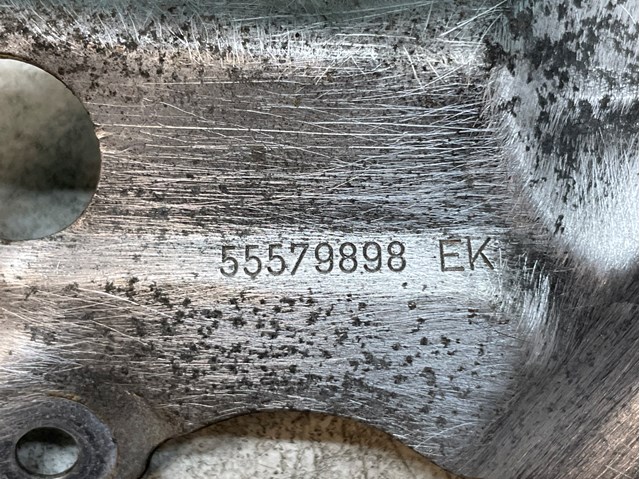 Купити 55579898 Opel 