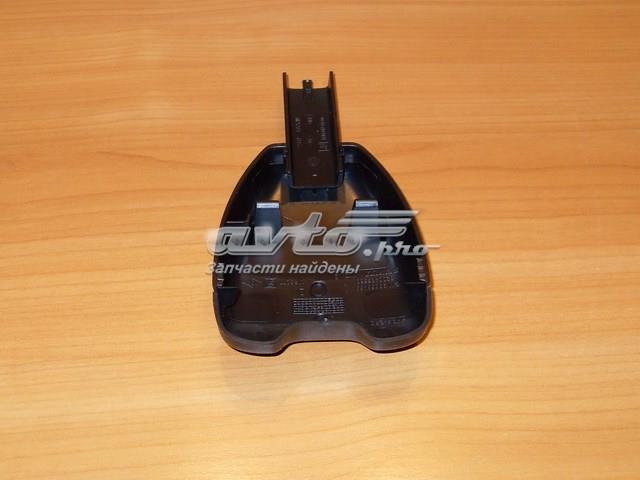 Накладка (кришка) кронштейна дзеркала салону 8200485560 Renault (RVI)