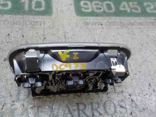 Плафон освітлення кабіни 6362V0 Peugeot/Citroen