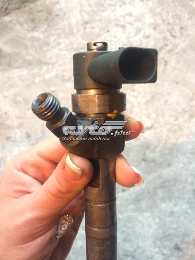 Купити 0445110182 Bosch Форсунка дизельна в зборі, розпилювач + тримач