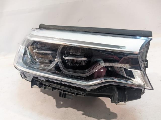 Купити 7214962 BMW Фара правая