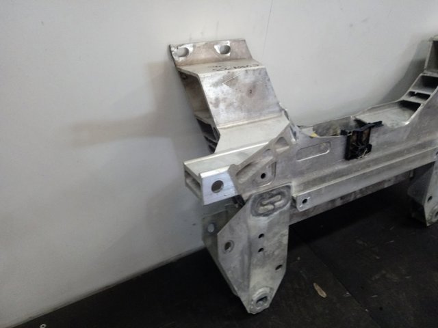Підрамник передньої підвіски Peugeot/Citroen 9832719280 ціна, від  USD