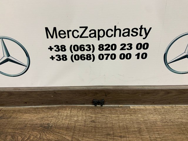  0008880800 Mercedes