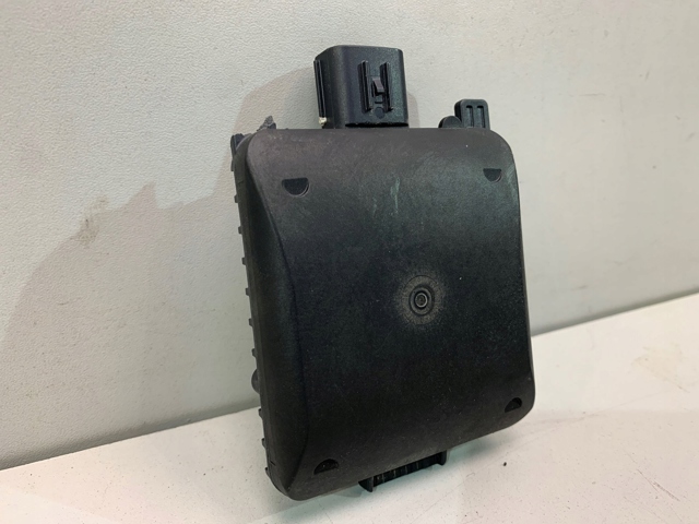 Датчик контролю мертвої зони, задній Volvo 32286570 ціна, від 184.54 USD