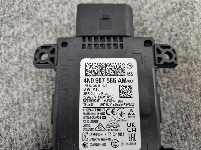 Радар зміни смуги руху Porsche 4N0907566AM ціна, від 192.53 USD