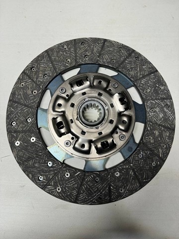 Диск зчеплення ведений Isuzu 8982551401