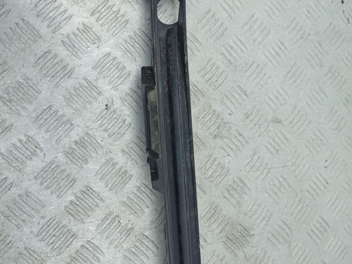 Обід (окантовка) фари протитуманної TK4950C11C Mazda