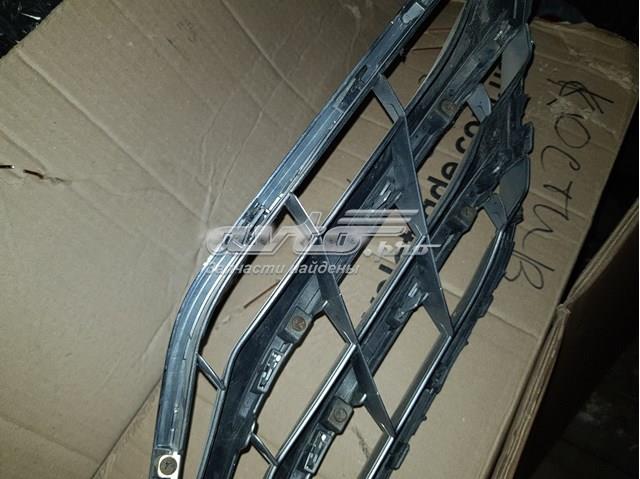 Решітка радіатора 5310133290 Toyota