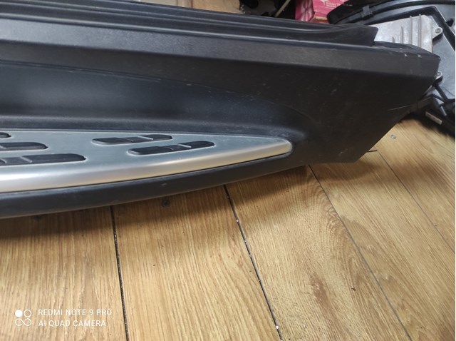 A1676986500 Mercedes Накладка на поріг ліва