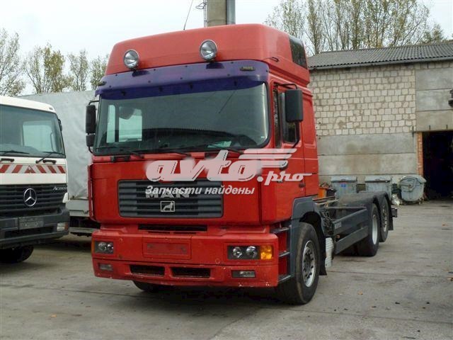 Нижня накладка на передній бампер MAN 81416130051 ціна, від 49.15 USD