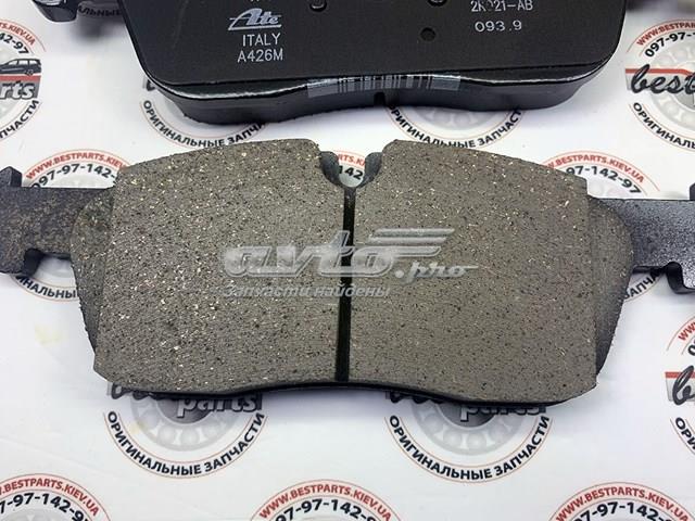 Передні тормозні колодки LR118006 Land Rover