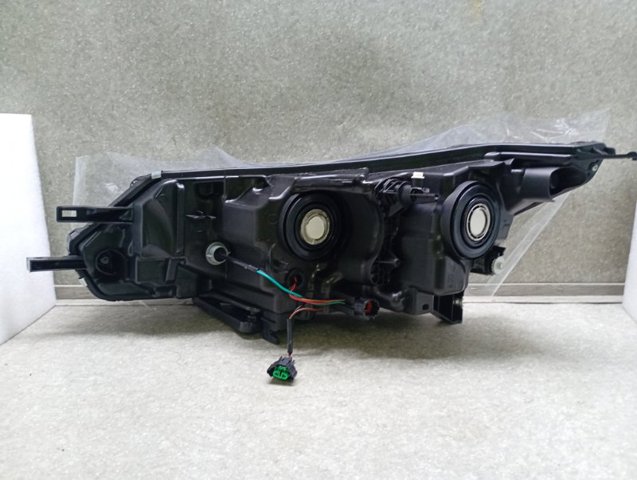 Купити 260106MR0A Nissan/Infiniti Фара правая