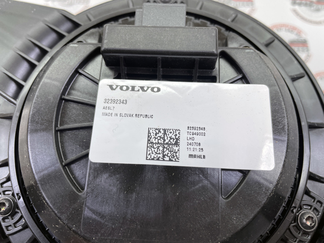 32392343 Volvo Електромотор пічки