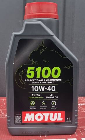 836511 Motul Масло двигуна