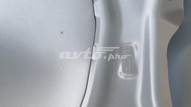 Кришка багажника на Toyota Avensis (T25)