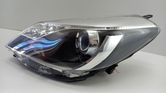 8115002K30 Toyota Фара дальнього світла в зборі