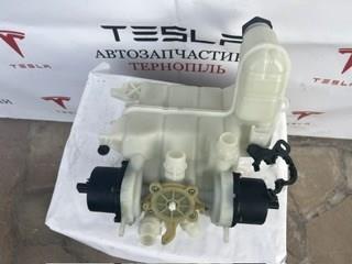  Tesla 109701500K