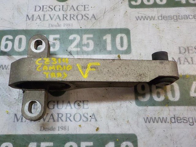Подушка (опора) двигуна, ліва Fiat/Alfa/Lancia 51813607