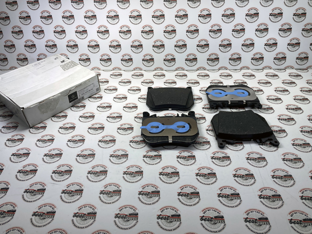 A0004203903 Mercedes Передні гальмівні колодки