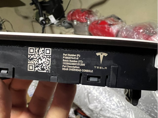 Купити 109257591H Tesla 