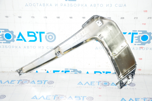 Молдинг переднього бампера, лівий FPS FP4827917