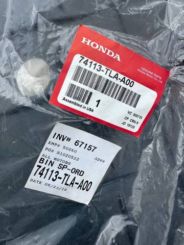  Honda 74113TLAA000 ціна, від 11.11 USD