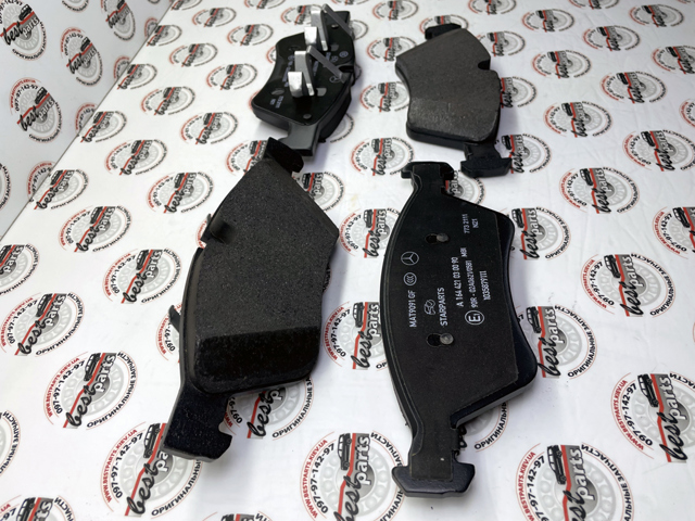 Гальмівні колодки Mercedes A000420110590 ціна, від 177.98 USD