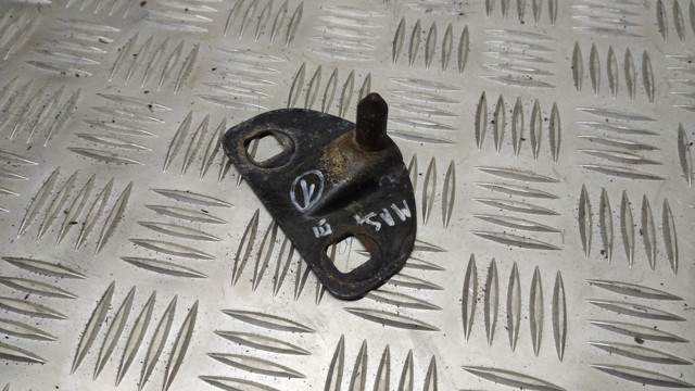  8200497819A Renault (RVI)