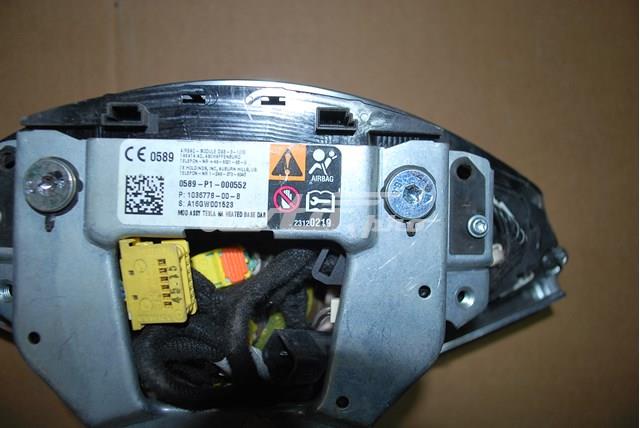 0589P1000552 Tesla Подушка безпеки, водійська, AIRBAG