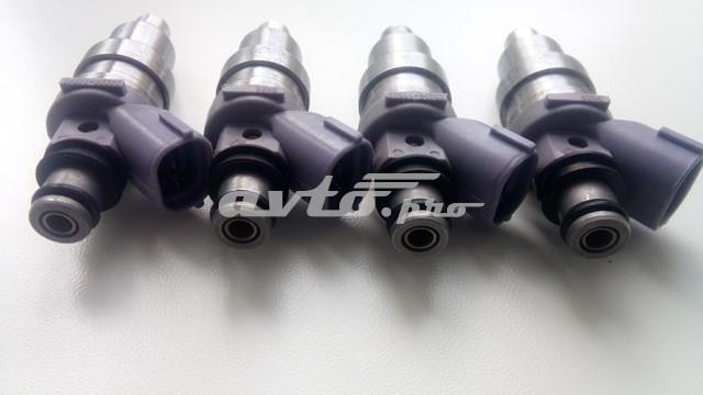 Форсунка вприску палива на Toyota Starlet III P8