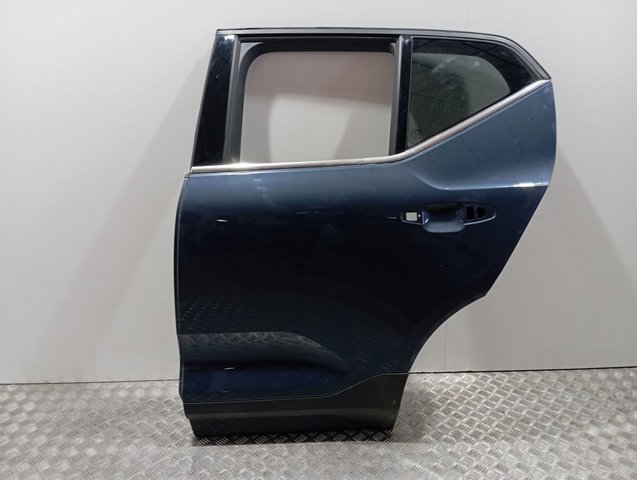 32399014 Volvo Двері пасажирськи задні ліві