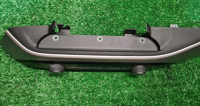 Пульт керування магнітолою LJ6T18K811CA Ford