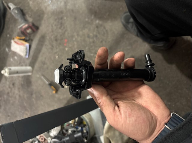  VAG 4M8955102A ціна, від 112.94 USD