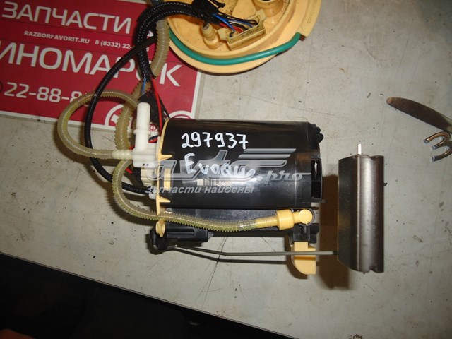 Купити LR026193 Land Rover Насос паливний електричний