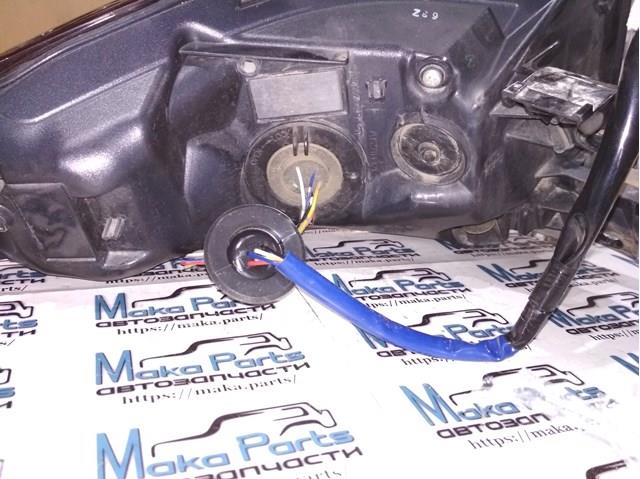 Фара задня права зовнішня Toyota 8155148230