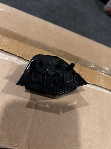 12G807183A VAG Направляюча переднього бампера, ліва