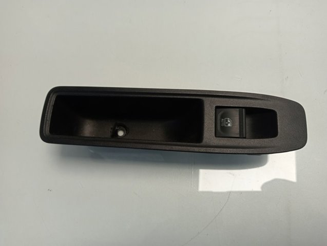 Купити 254218388R Renault (RVI) Кнопка вмикання двигуна склопідіймача задня