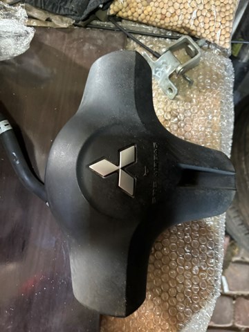  Подушка безпеки, водійська, AIRBAG Mitsubishi Colt 6