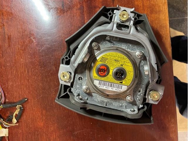 Купити 4513030660E0 Toyota Подушка безпеки водія