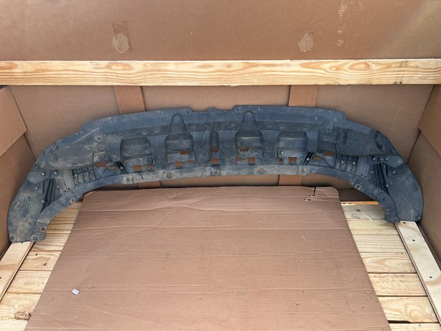 4M8807611A VAG Обвіс бампера