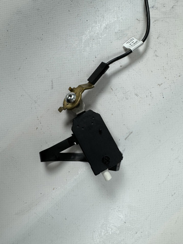 Підсилювач сигналу антени Tesla 107973500A ціна, від 3.80 USD