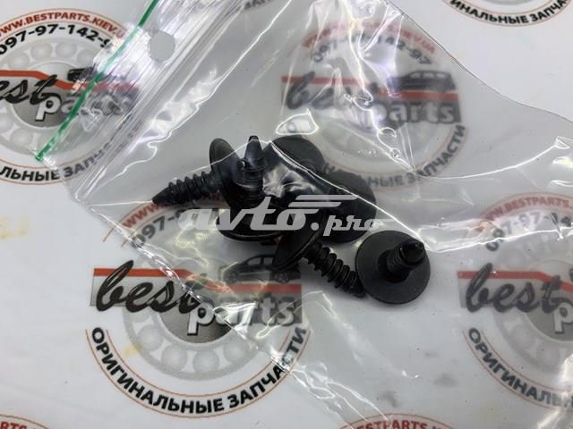 Купити 31664101 Volvo Бризковики задніх арок