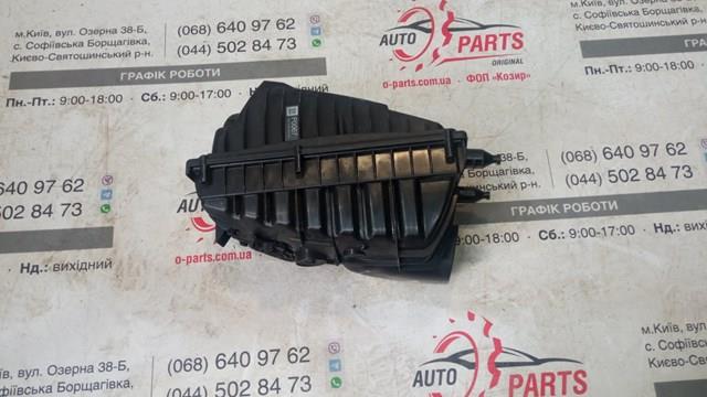 LR095789 Land Rover Корпус повітряного фільтра, правий