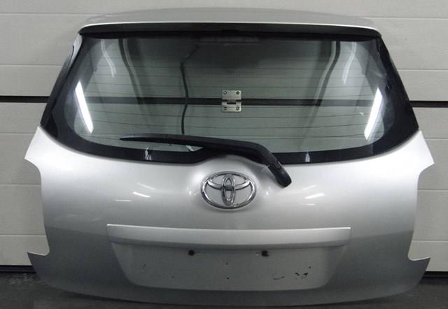 П'яті двері Toyota 6700512A30 ціна, від 154.06 USD