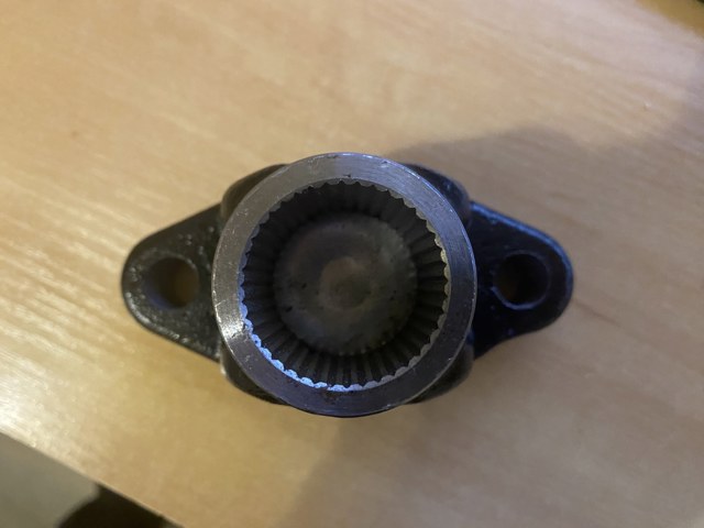 542704B000 Hyundai/Kia 