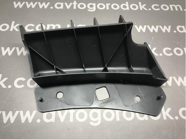 Кронштейн кріплення бампера переднього лівий Tesla 108416900B